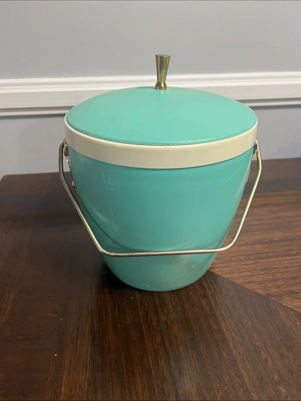 VINTAGE MCM Turquoise Ice Bucket with Gold Bull Tap and Cream Rim BAR KITCHEN
